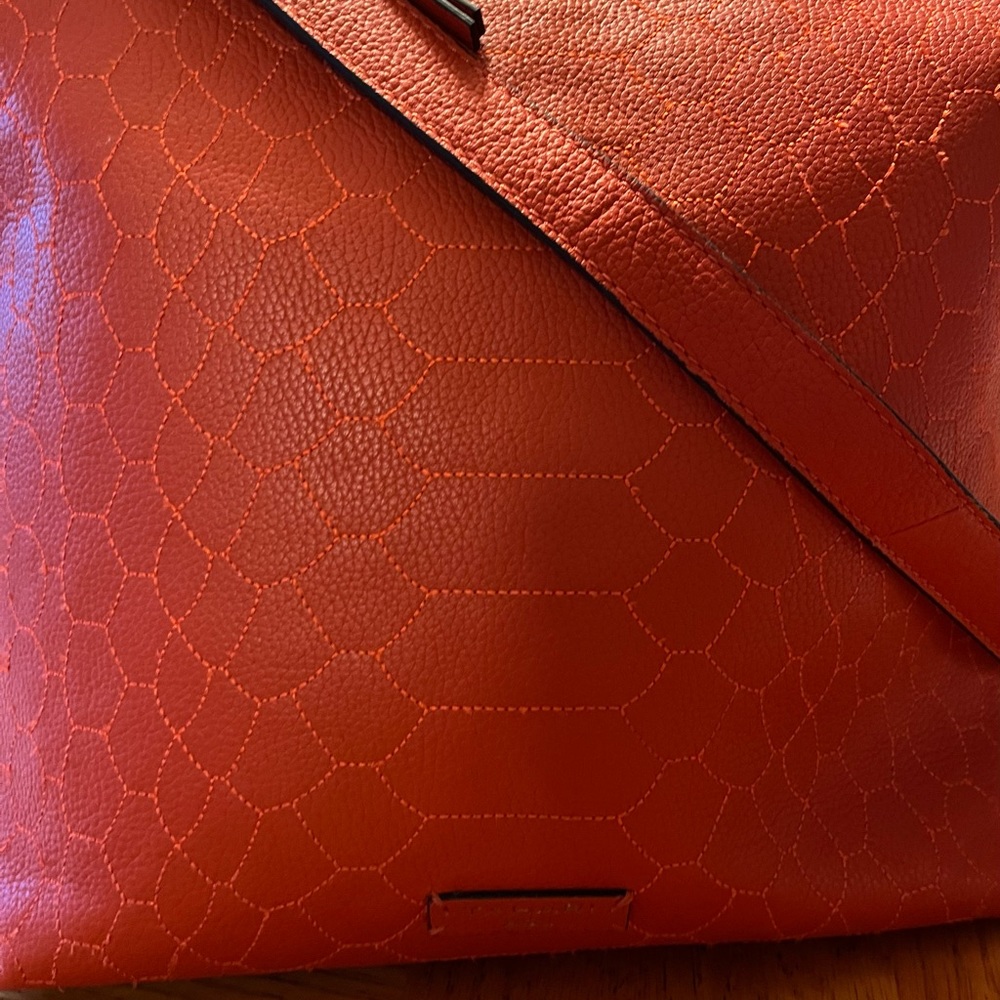 🍊Tahari Deep Orange Purse🍊